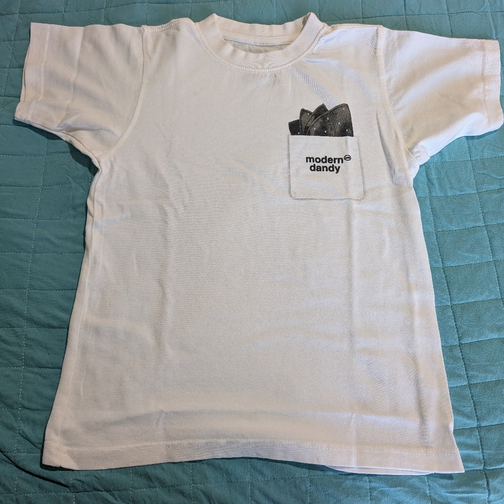 Modern Dandy White Men's Pocket Tee with Black Graphic